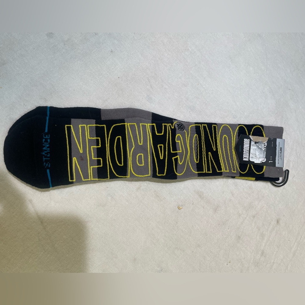 Soundgarden Stande Godzilla black and Yellow Graphic Men's Socks